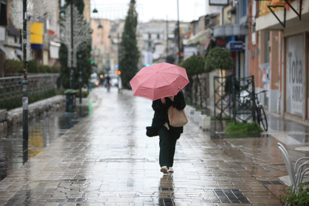 Η ΕΜΥ, το ραντάρ της Λάρισας, και του καιρού η τύφλα